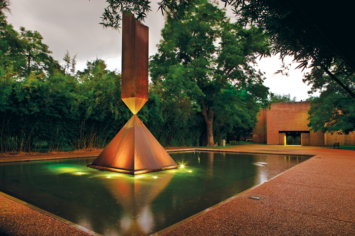 Barnett Newman’s Broken Obelisk, installed near the Rothko Chapel, serves as a memorial to Martin Luther King, Jr. (Photo by J. Griffis Smith)