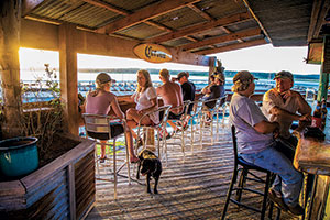 Outdoor seating at Baja BBQ Shack, a casual restaurant on the north shore of Canyon Lake, affords broad views of the water and cool breezes.