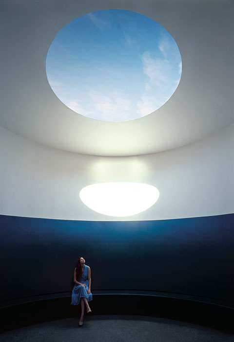 1-James-Turrell-Interior-of-The-Color-Inside-2013-Photo-by-Florian-Holzherr