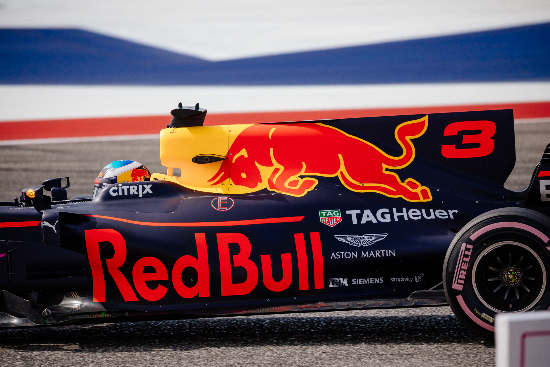 Red Bull Racing's Daniel Ricciardo through turn 12 during FP2.