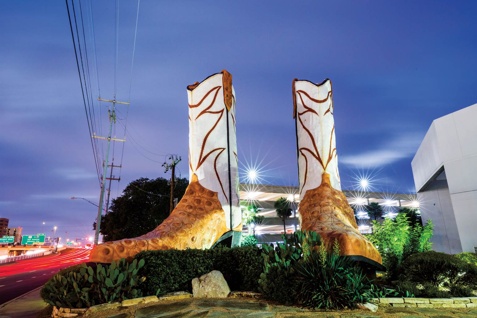 San Antonio's giant North Star Mall boots recognized by Guinness