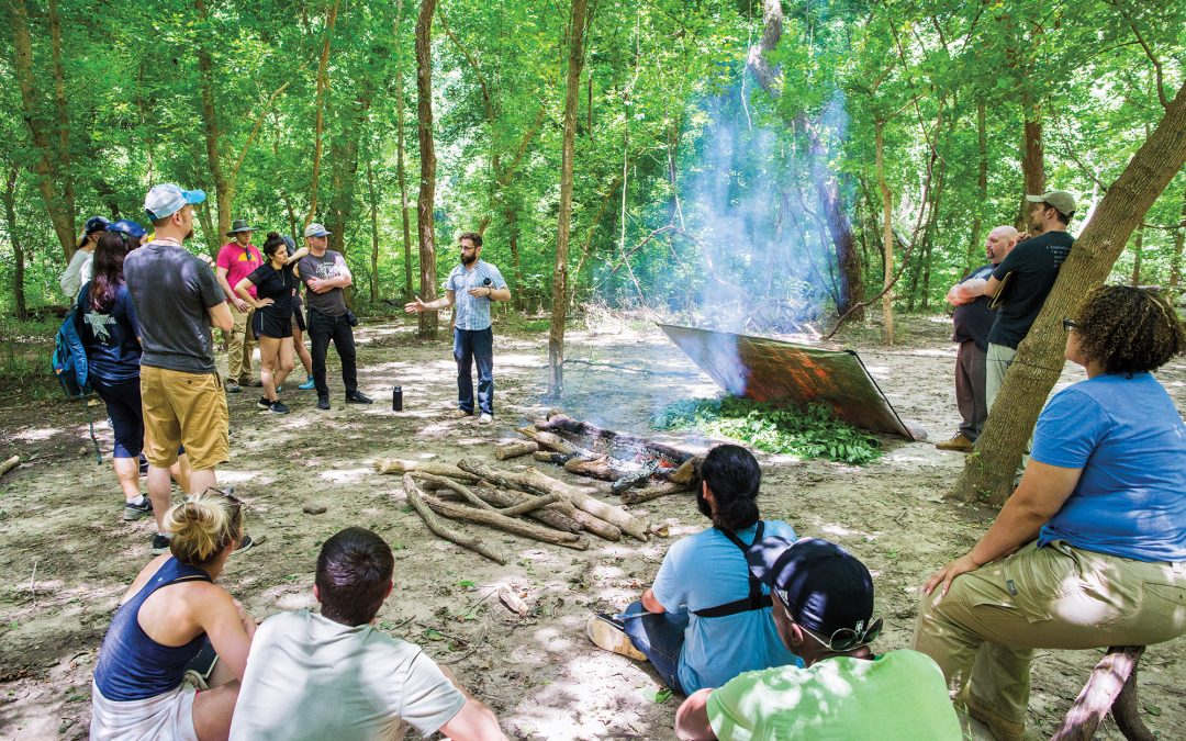 This Wilderness Survival Course Teaches Beginners How to Navigate an Outdoor Emergency