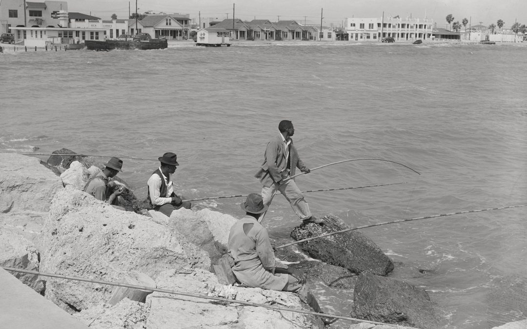 A 1939 Photograph Captures Fishermen on a Corpus Christi Pier
