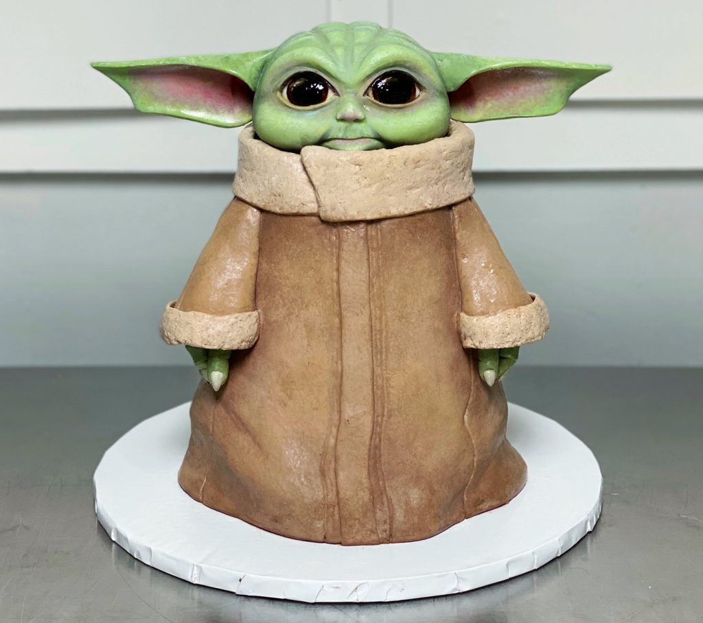 Baby Yoda cake