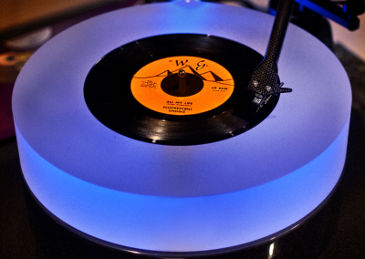 Doo-Wop Along to San Antonio’s Forgotten Golden Oldies on the Nonprofit Radio Station 97.9 KCJV