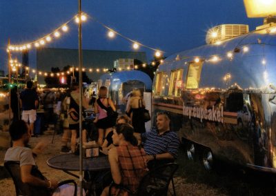 Dining Trailerside