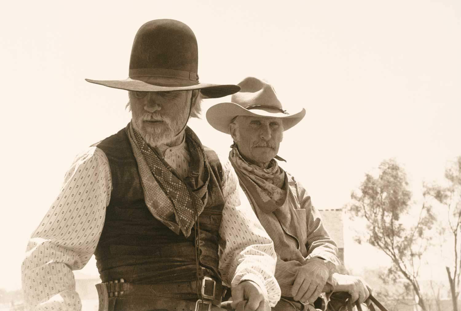 Tommy Lee Jones with Robert Duvall riding horses in Lonesome Dove
