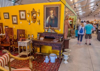 What to Expect at This Year’s Round Top Antiques Show