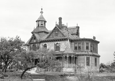 Traces of Texas’ Throwback Thursday: Oakland Heights Mansion in Comanche