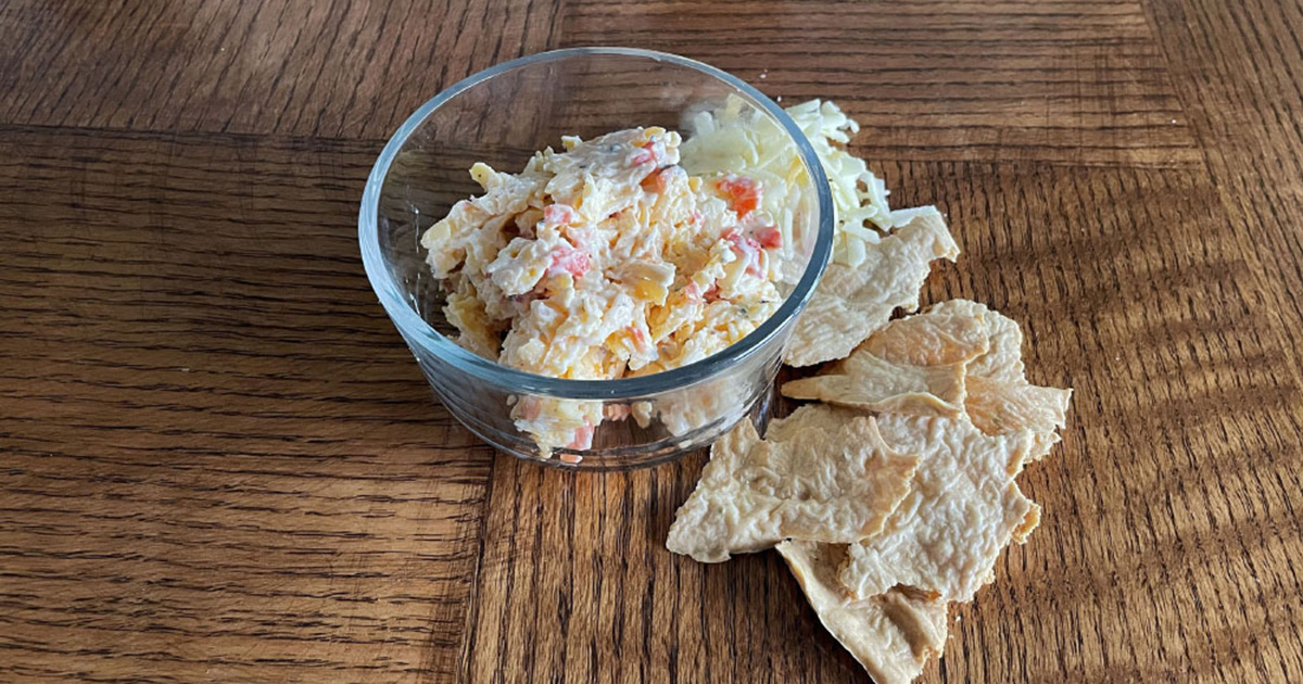 A picture of pimento cheese and crackers