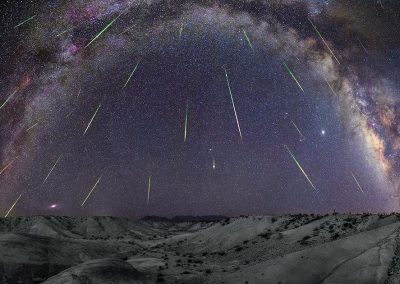 A Perseid Meteor Shower Under West Texas Dark Skies