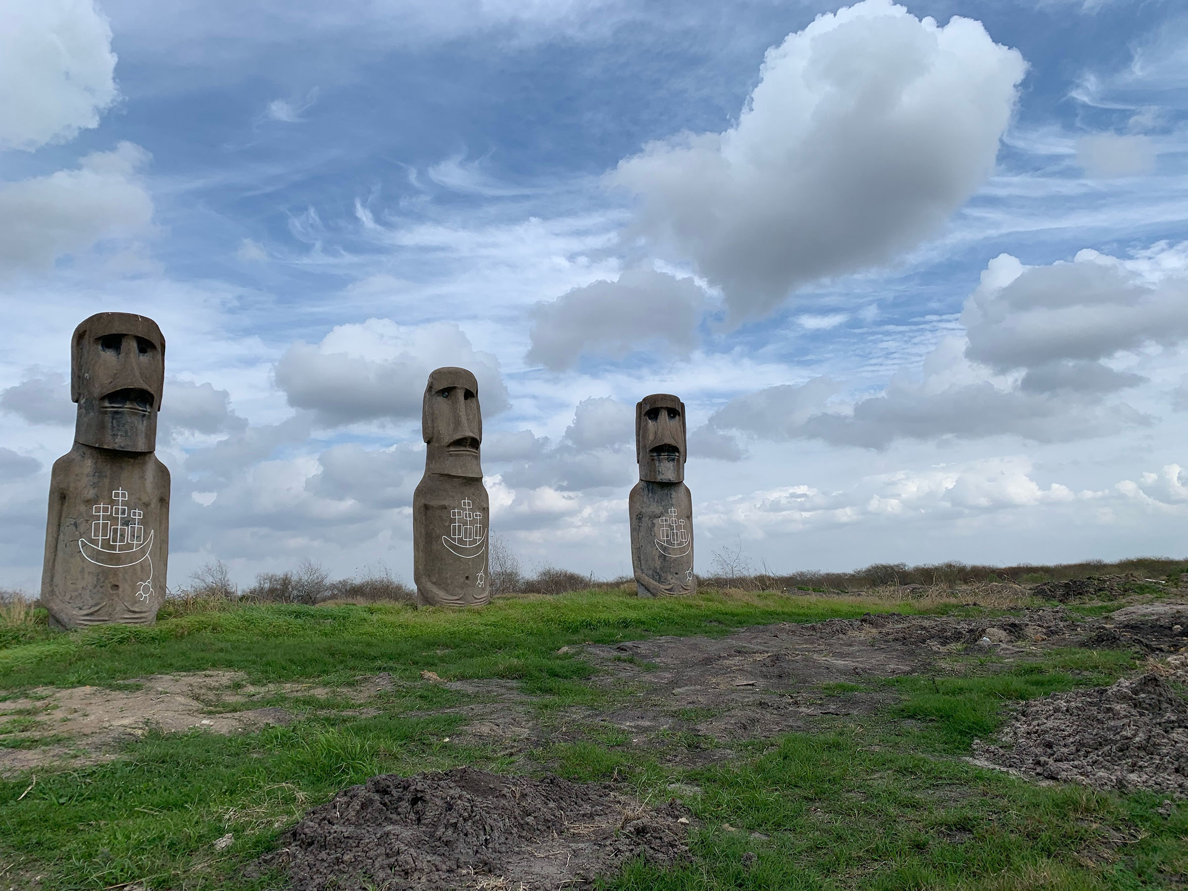 easter island heads