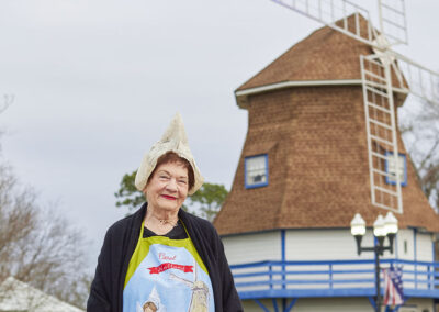 Nederland Pays Tribute to Its Dutch and Cajun Ancestry