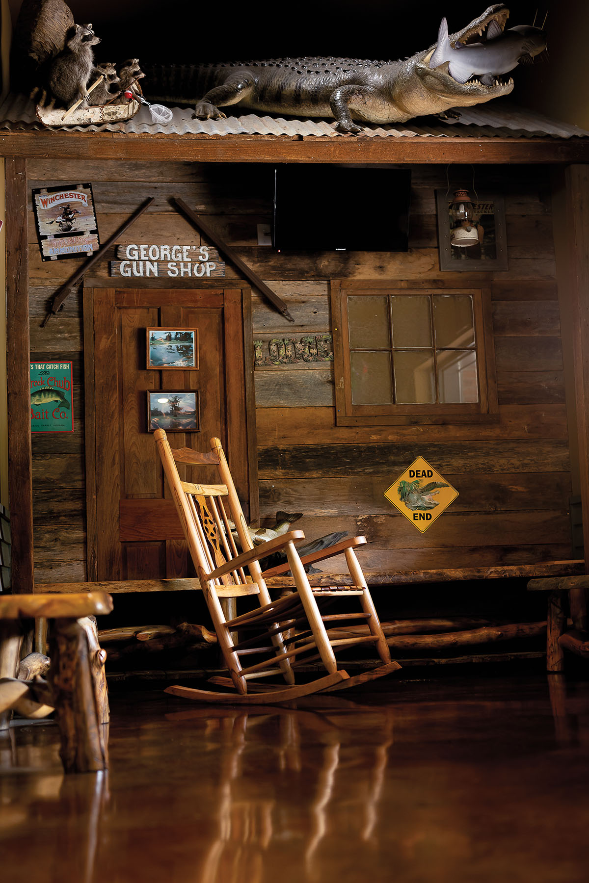 Rocking chair and country-themed decor in restaurant