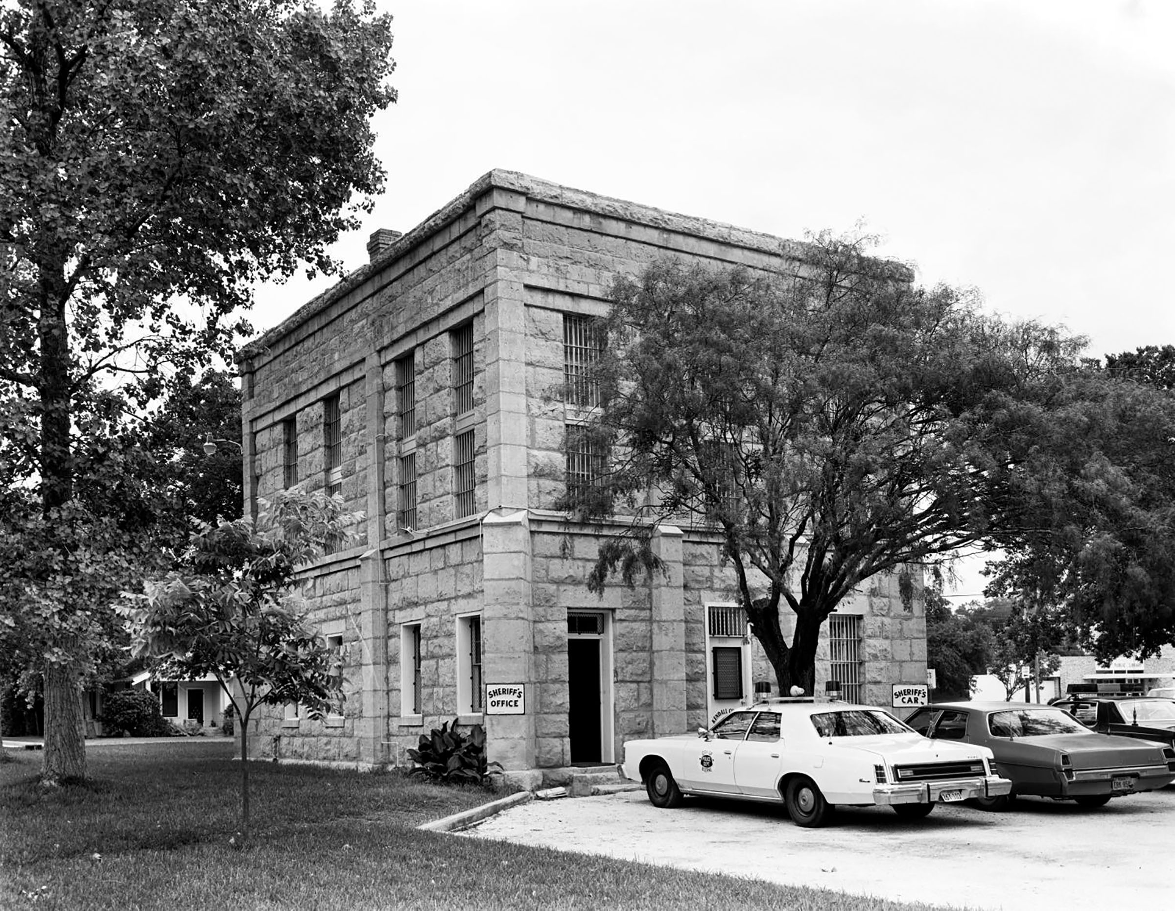 Vintage image of the Kendall County Jail.