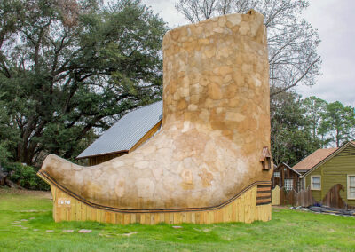 Roadside Oddities: the Legacy of Dan Phillips, Creator of Huntsville’s Boot House