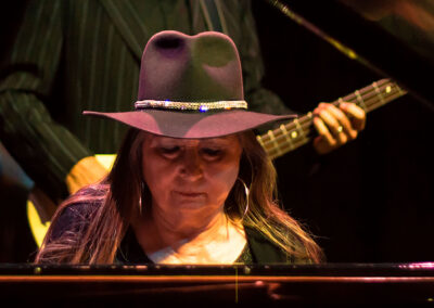 Bobbie Nelson, Pianist and Big Sister to Willie Nelson, Dies at 91