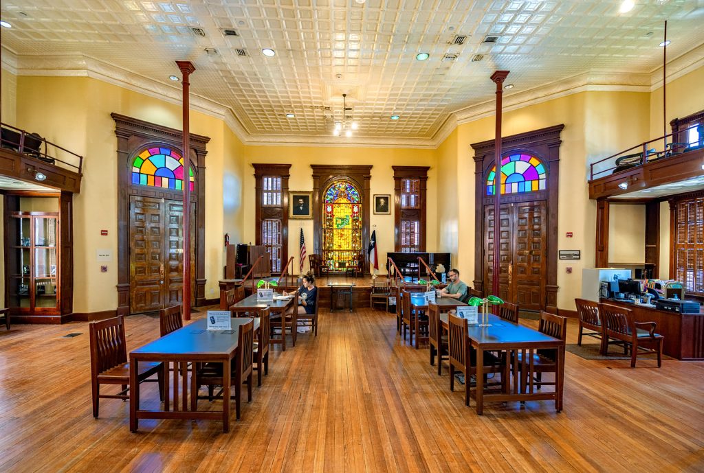 Lockhart’s Library Is the Oldest in Texas Still in Its Original Building