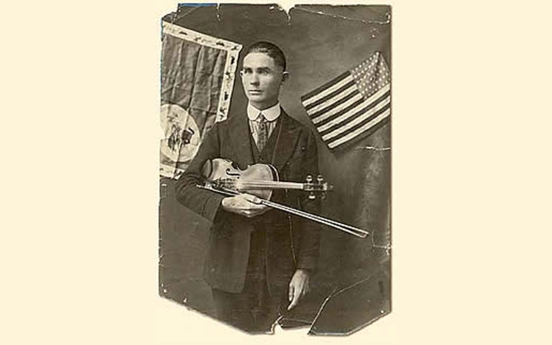 A Century of Recorded Country Music Started With Texas Fiddler Eck Robertson