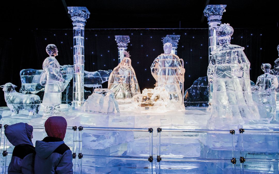 Carvers From China Create Frozen Masterpieces at Galveston’s Ice Land