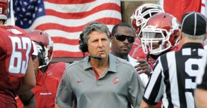 Mike Leach, an Iconoclast of College Football, Leaves Lasting Legacy in Texas