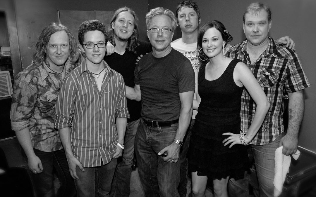 Radney Foster Reflects on Del Rio, Mentoring Kacey Musgraves, and Induction Into the THSA Hall of Fame