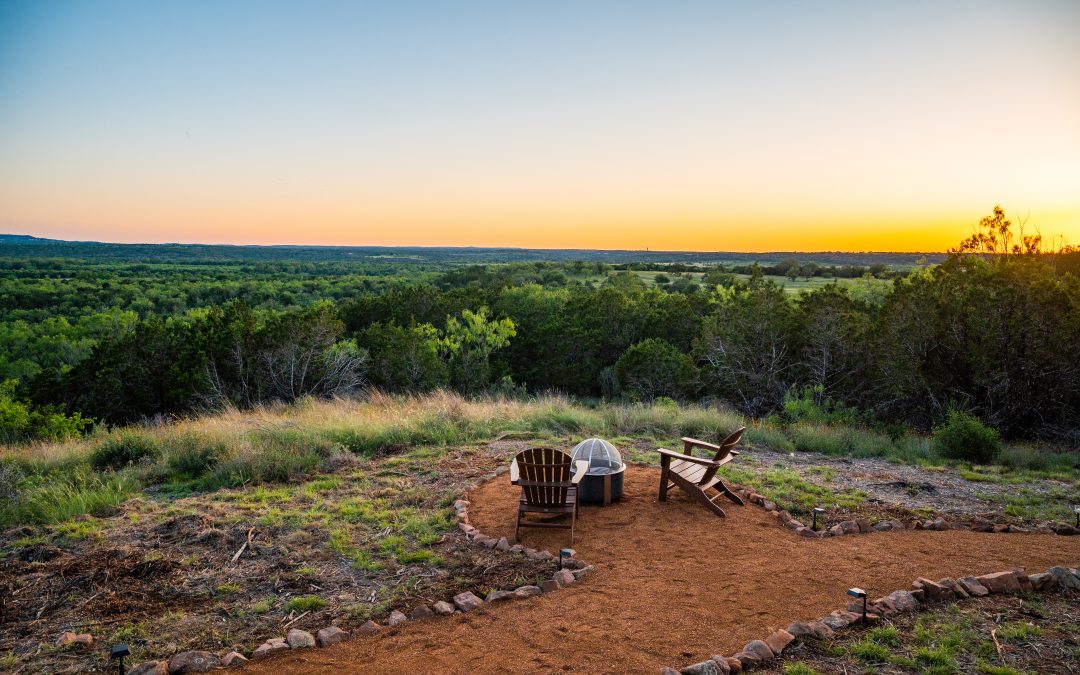 Glamping Hits a High Point Along the Colorado River