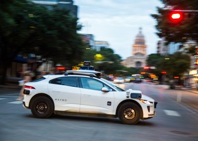 A Stick-Shift Evangelist Gives Waymo a Chance